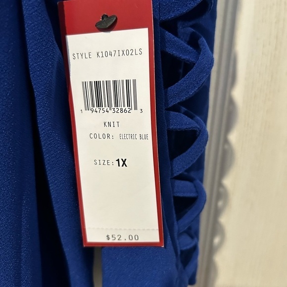 NWT “Love Scarlet “ Royal Blue Top with 3/4” Sleeves With Criss Cross Design - Picture 5 of 6